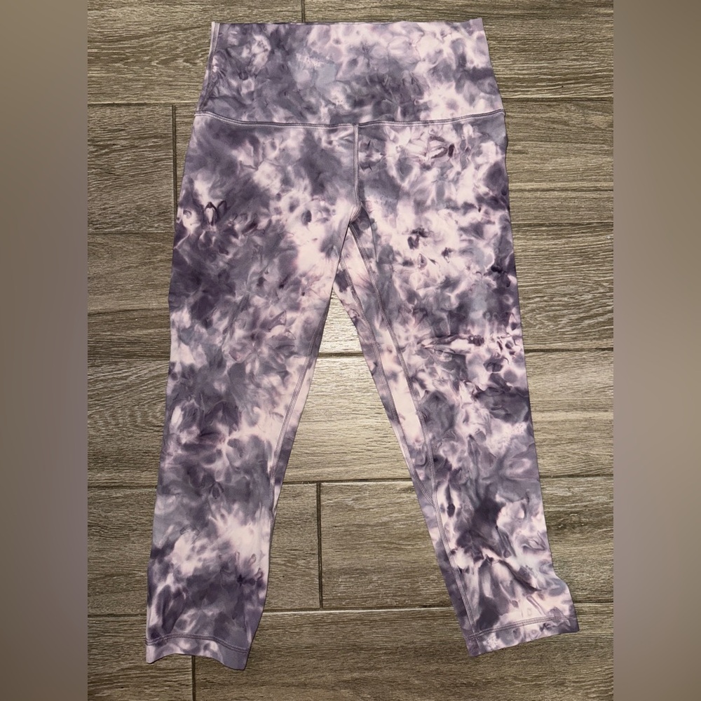 lululemon athletica crop 21 inches inseam Lavender Tie-Dye Leggings